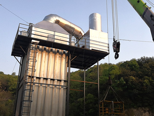 廢氣（qì）處理工（gōng）程（chéng） 安裝中