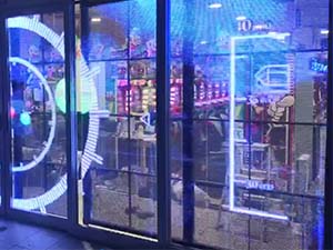 LED显(xiǎn)示屏屏体(tǐ)进水应采取什(shí)么措施!