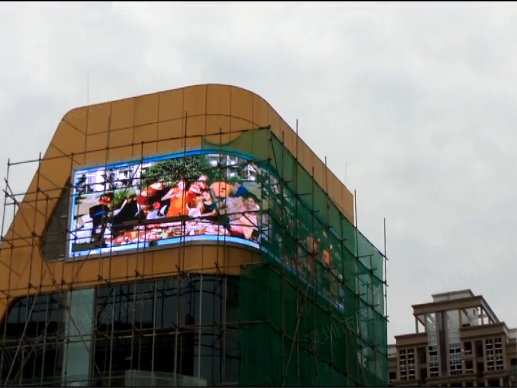 四川省德阳（yáng）世纪超市53平方P10格（gé）栅屏项目